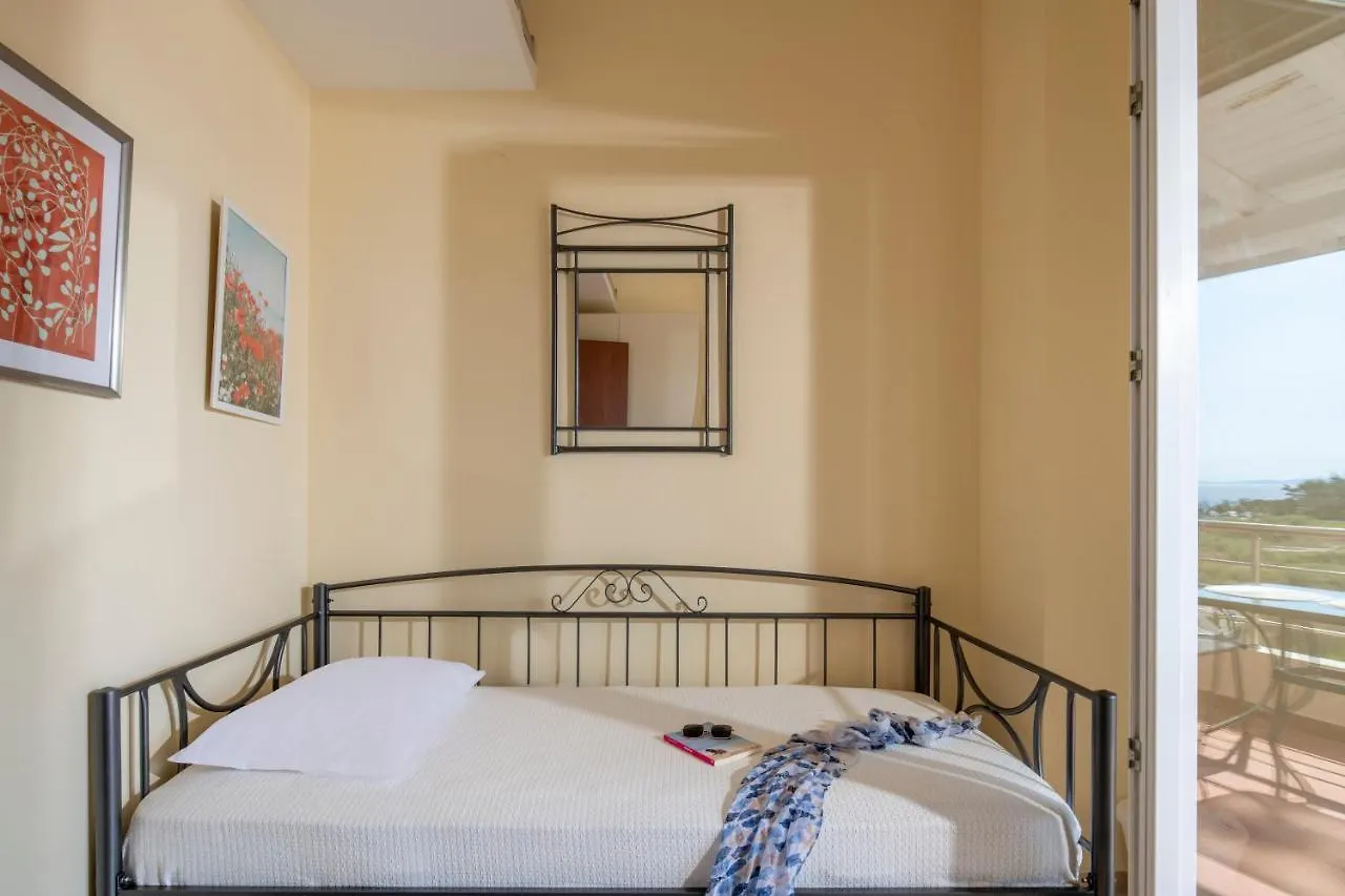 Lägenhet Maisonette Anna Neos Marmaras